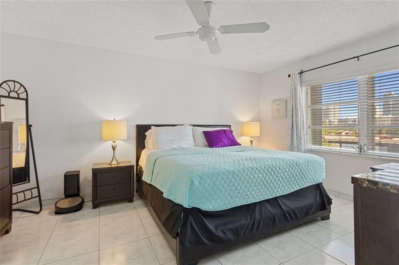 200 Diplomat Parkway, Unit 520, Hallandale Beach, FL 33009 Photo