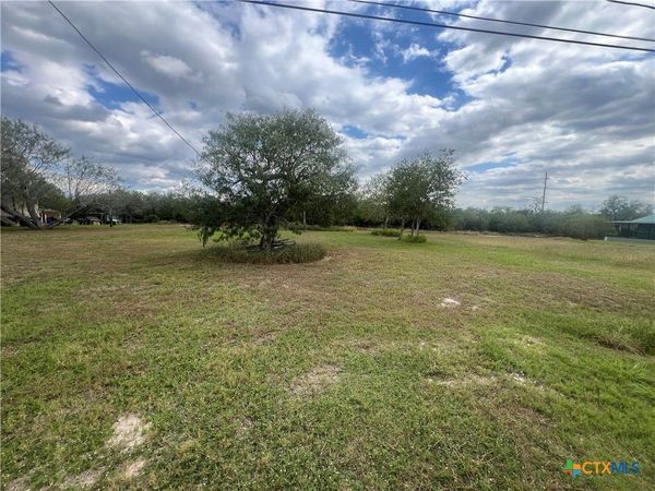 1005 Bayou Street, Refugio, TX 78377