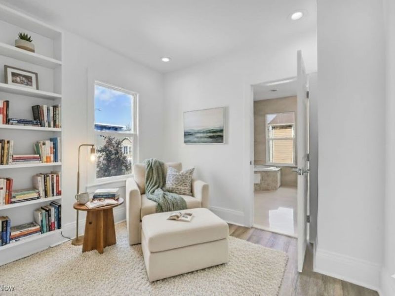 2525 Thurman Avenue, Cleveland, OH 44113 Photo 19