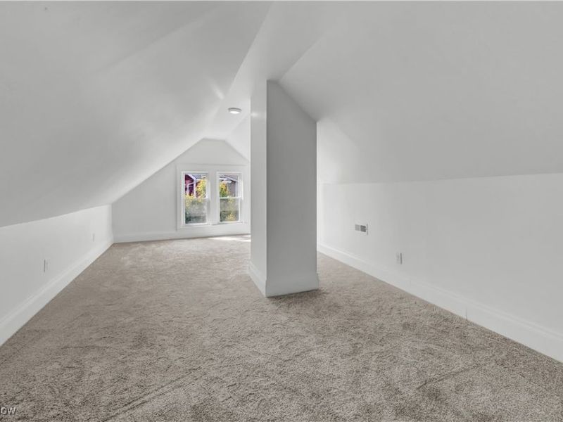 2525 Thurman Avenue, Cleveland, OH 44113 Photo 20