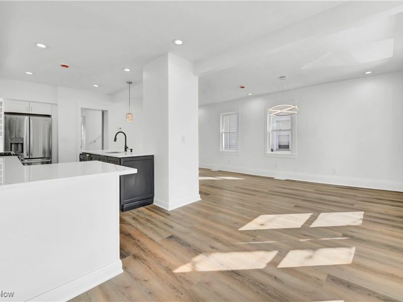 2525 Thurman Avenue, Cleveland, OH 44113 Photo 4