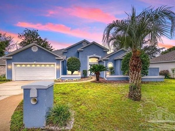 4314 Hidden Lakes Dr, Niceville, FL 32578