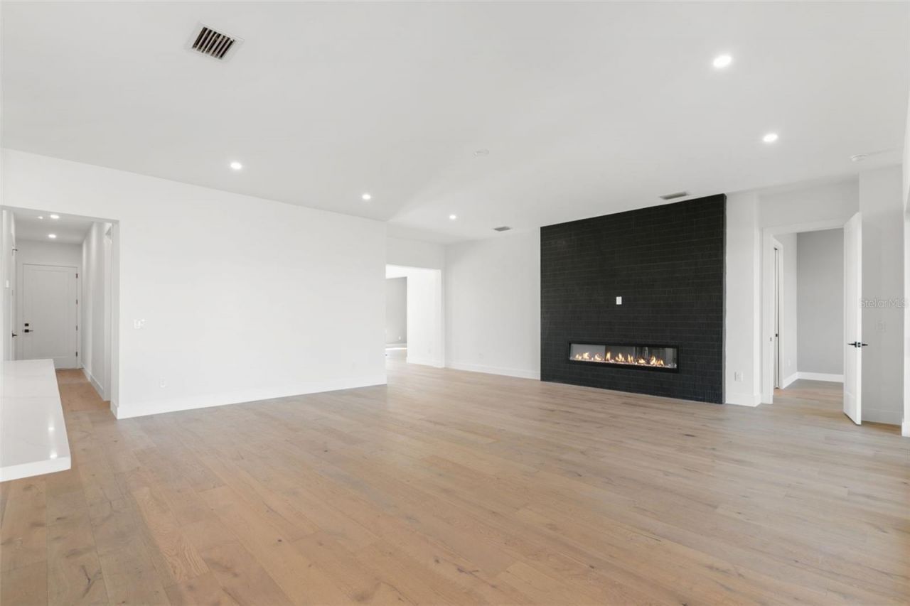 1810 4th Street E, Palmetto, FL 34221 Photo