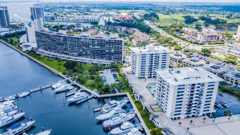 120 Lakeshore Drive, Unit 435, North Palm Beach, FL 33408 Photo