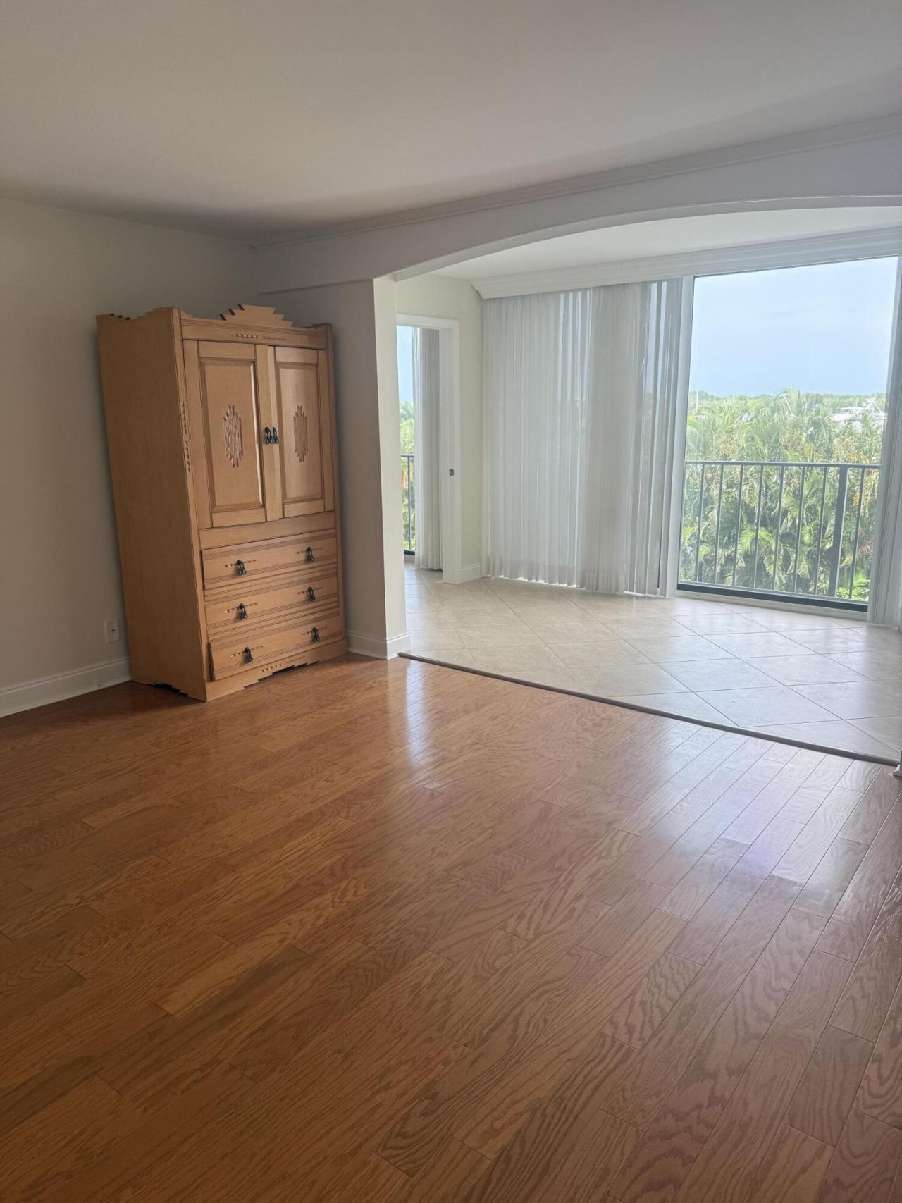 120 Lakeshore Drive, Unit 435, North Palm Beach, FL 33408 Photo