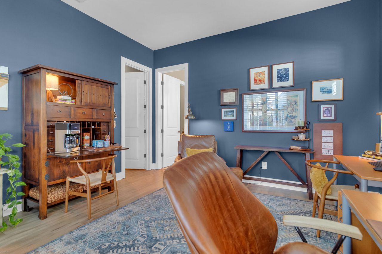 111 Tenor Lane Photo 30