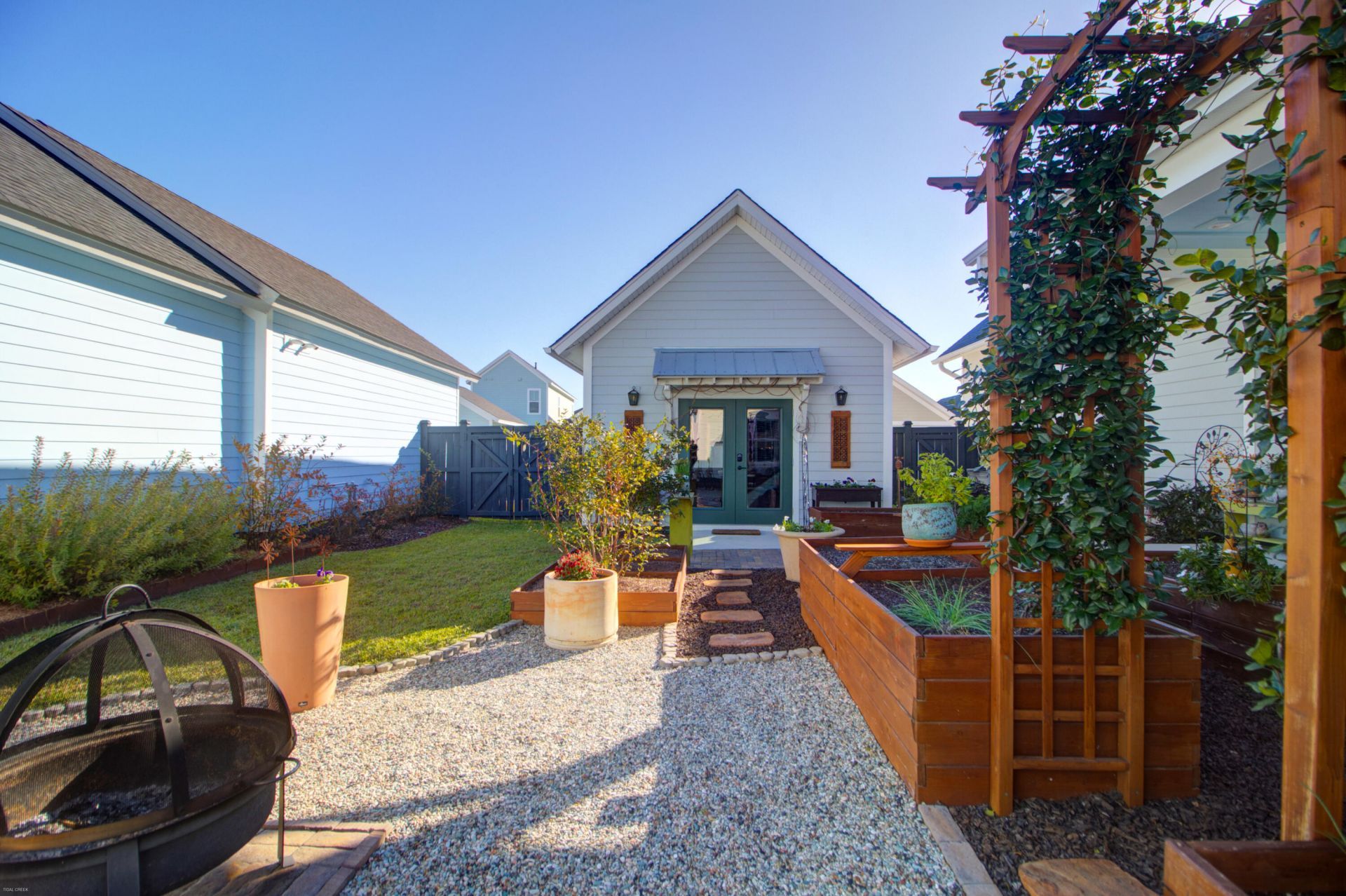 111 Tenor Lane Photo 43