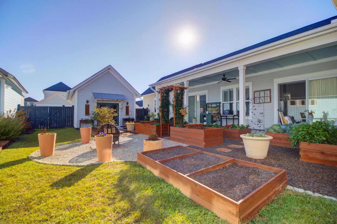 111 Tenor Lane Photo 46