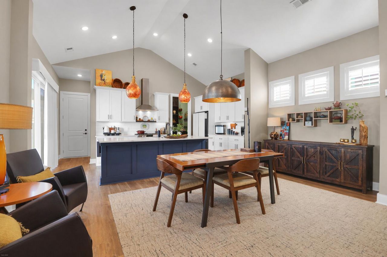 111 Tenor Lane Photo 8