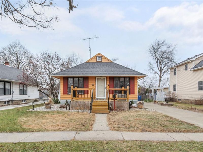 429 W 5th, Perrysburg, OH 43551 Photo 3