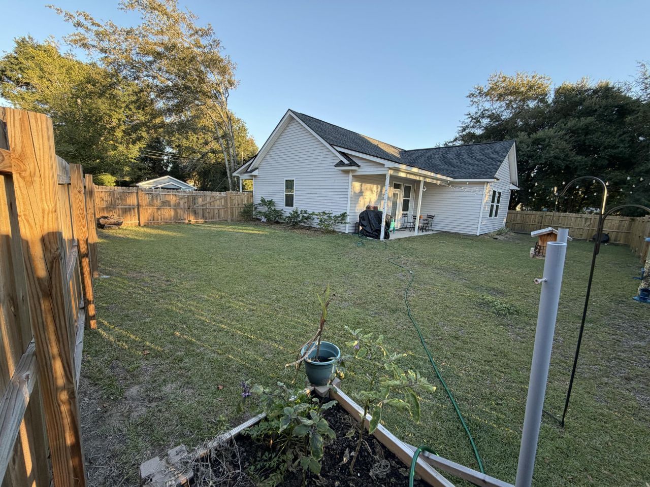 2690 Henry Street Photo 45