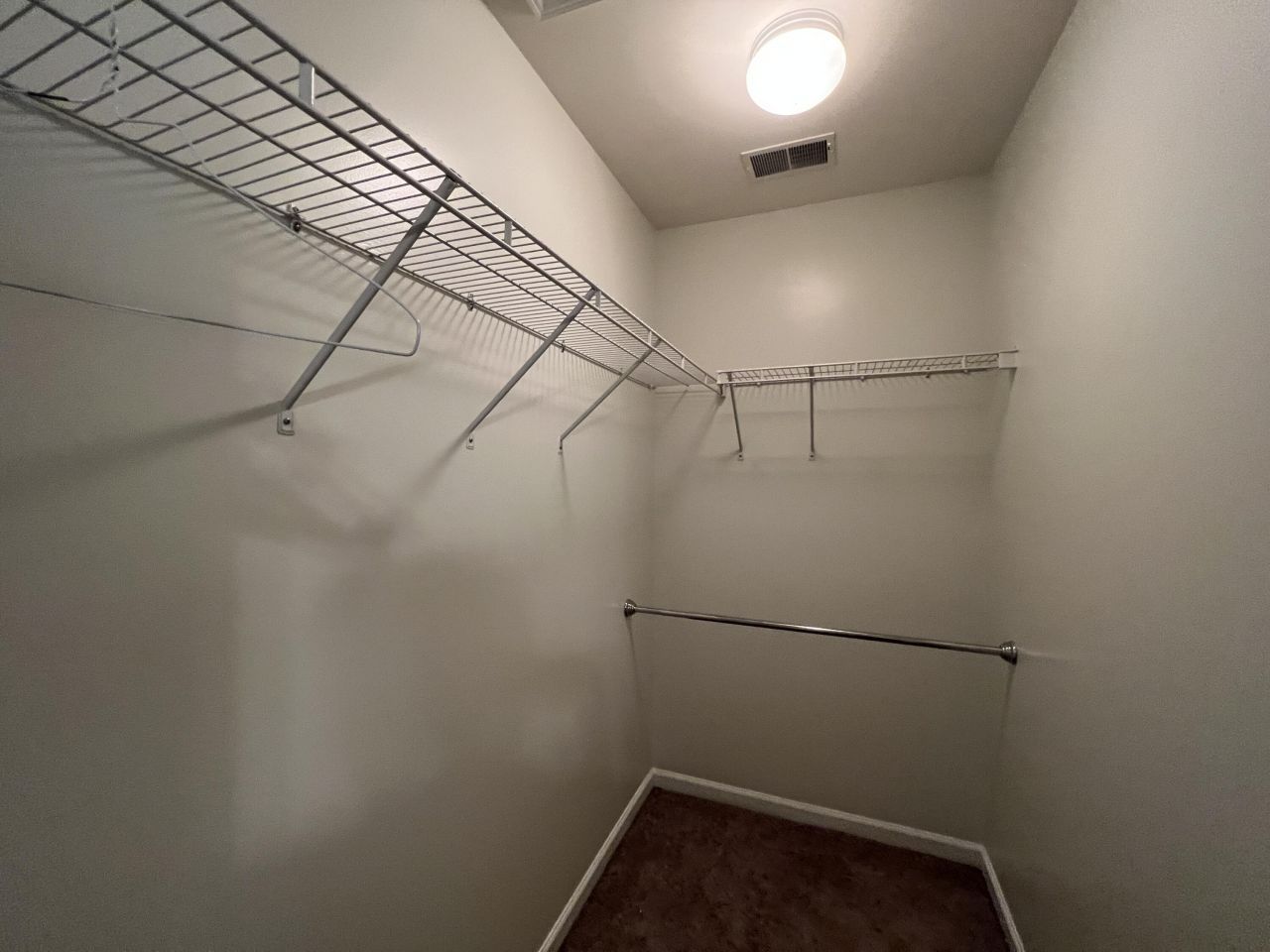 8064 Shadow Oak Drive Photo 9