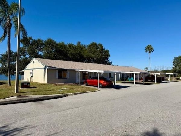 207 WINTER RIDGE BOULEVARD, Unit 4, WINTER HAVEN, FL 33881