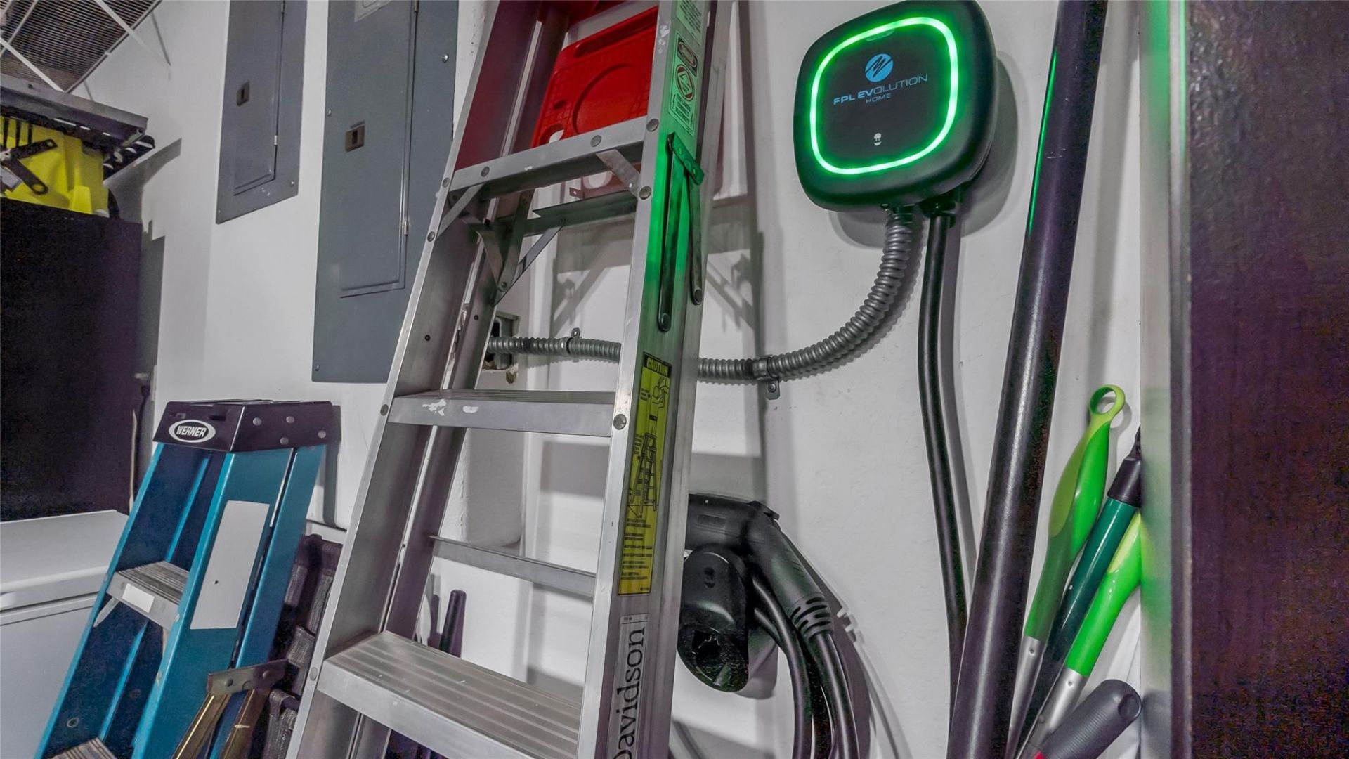 900 NW 123rd Drive, Coral Springs, FL 33071 Photo