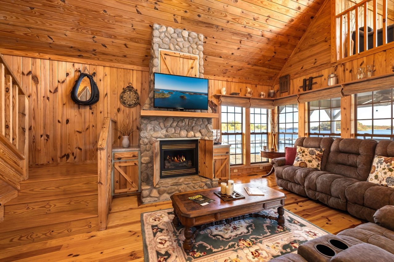 2185 Lake Marion Shores Road Photo 8