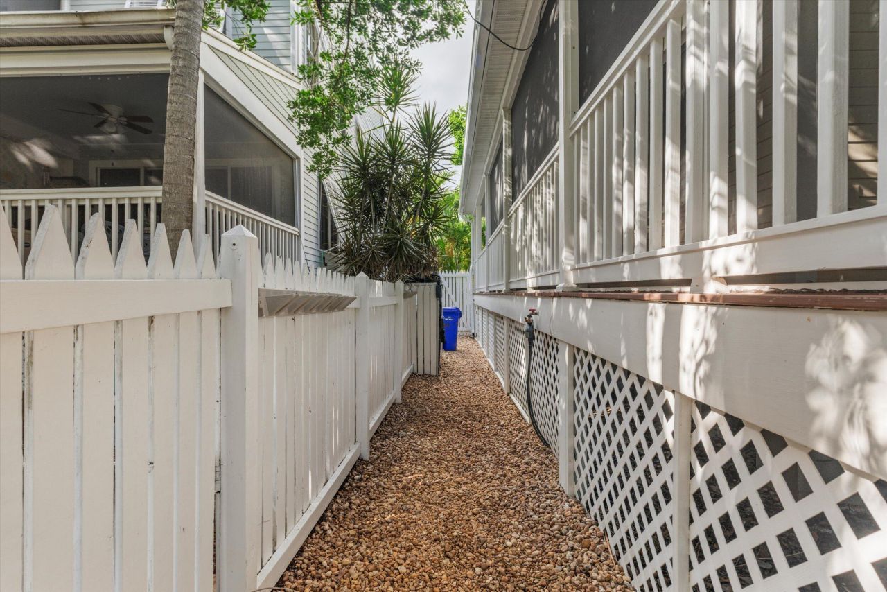 15 Kestral Way, Key West, FL 33040 Photo