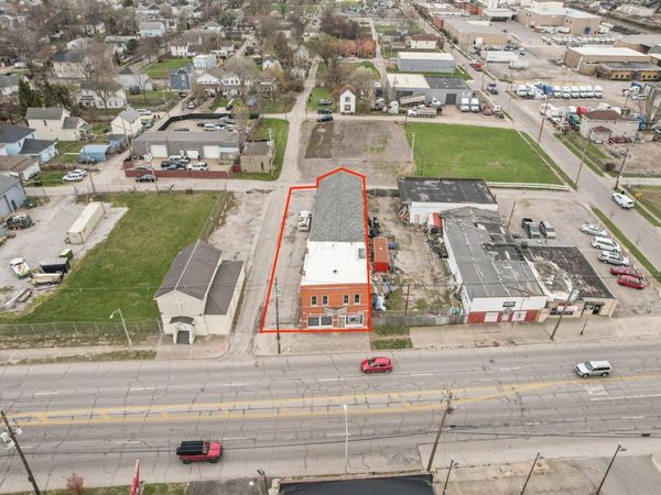 1890 S High Street, Columbus, OH 43207