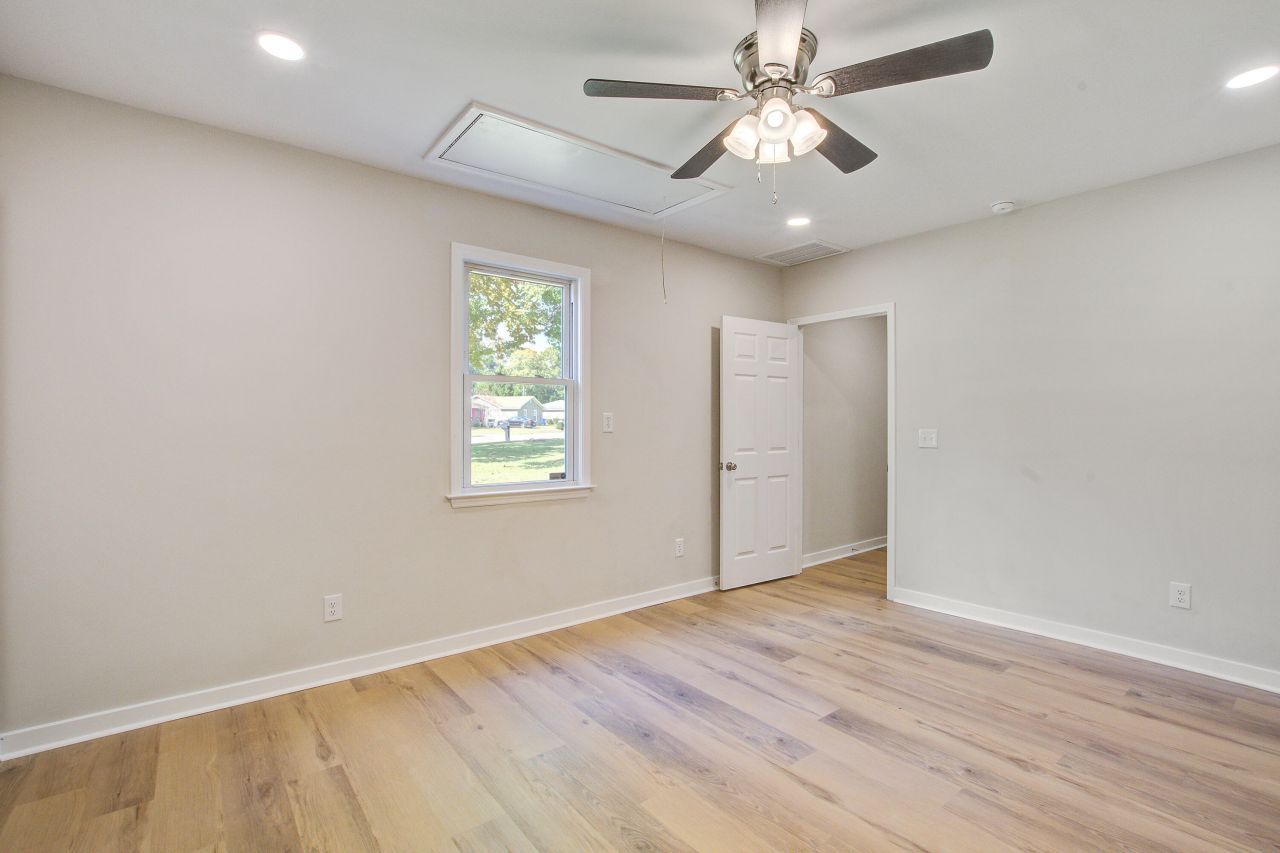 5031 Foxwood Drive Photo 21