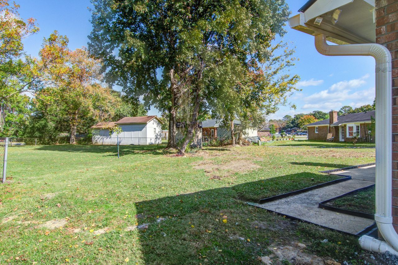 5031 Foxwood Drive Photo 33