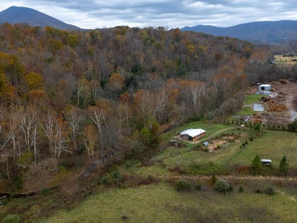 3441 W MIDLAND TRL, LEXINGTON, VA 24450