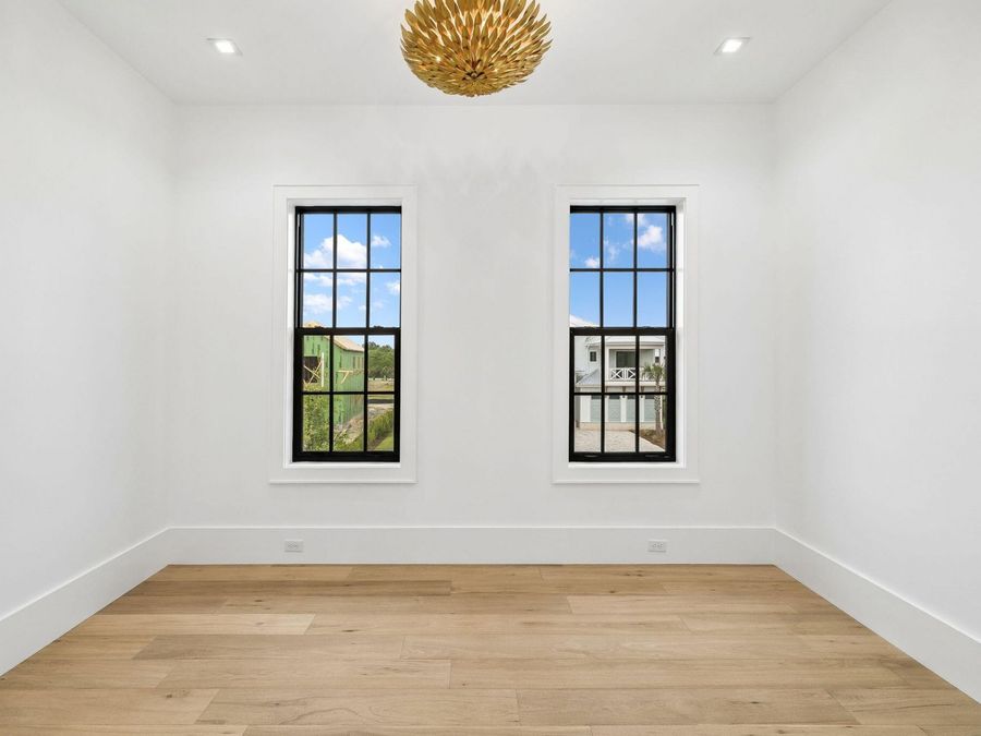 Property Image 64