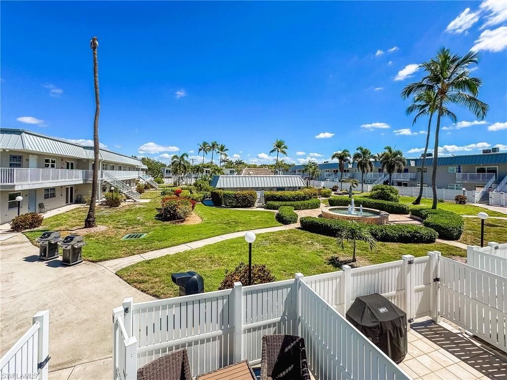 6777 Winkler Rd, Unit D 150, Fort Myers, FL 33919 Photo