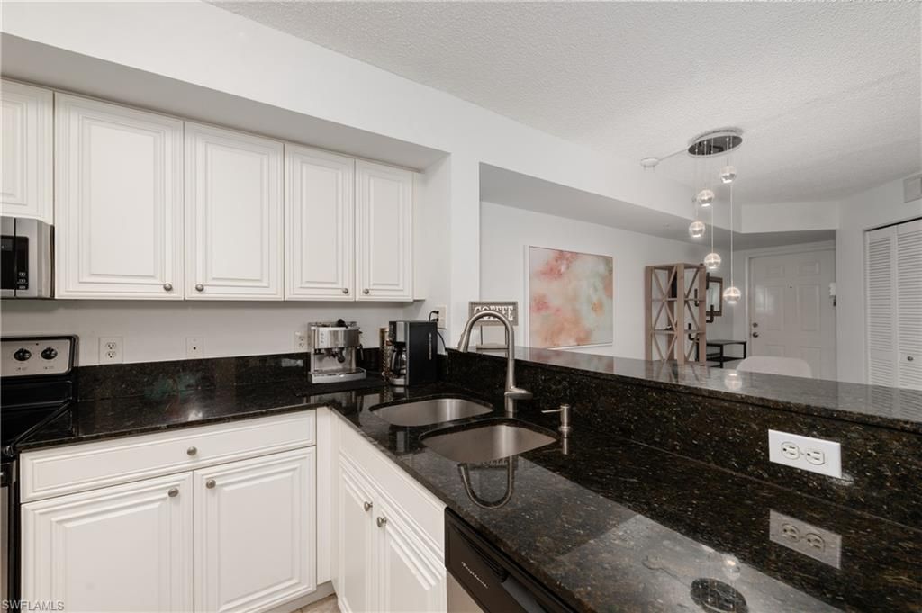8290 Ibis Club Ln, Unit 902, Naples, FL 34104 Photo
