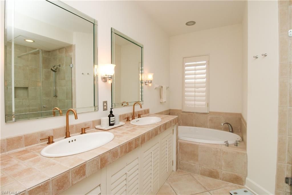 26956 Montego Pointe Ct, Unit 201, Bonita Springs, FL 34134 Photo