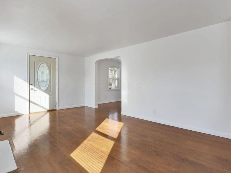 1938 Myrtle Avenue, Columbus, OH 43211 Photo 8