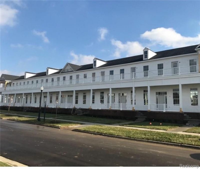 53502 Champlain Street, Macomb Township, MI 48042 Main Photo