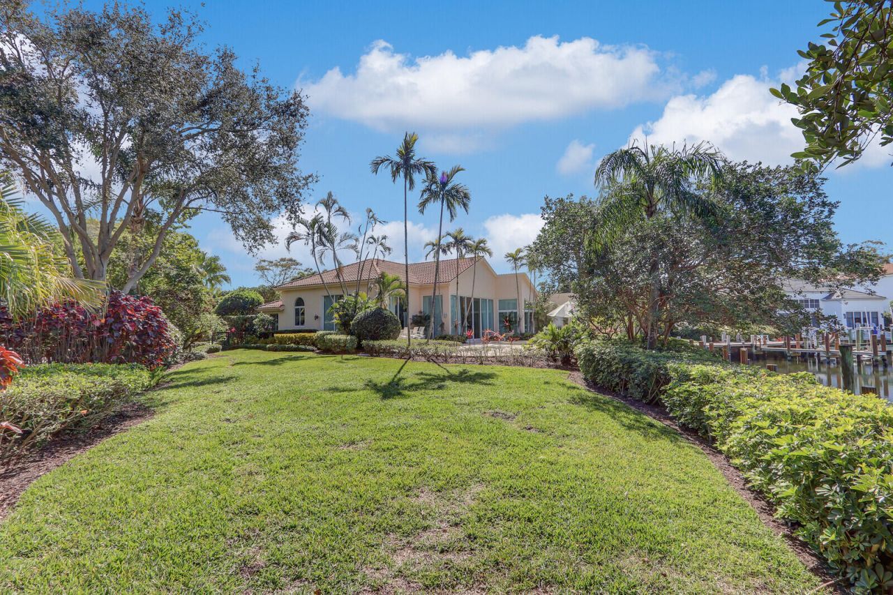 2499 Marseilles Drive, Palm Beach Gardens, FL 33410 Photo