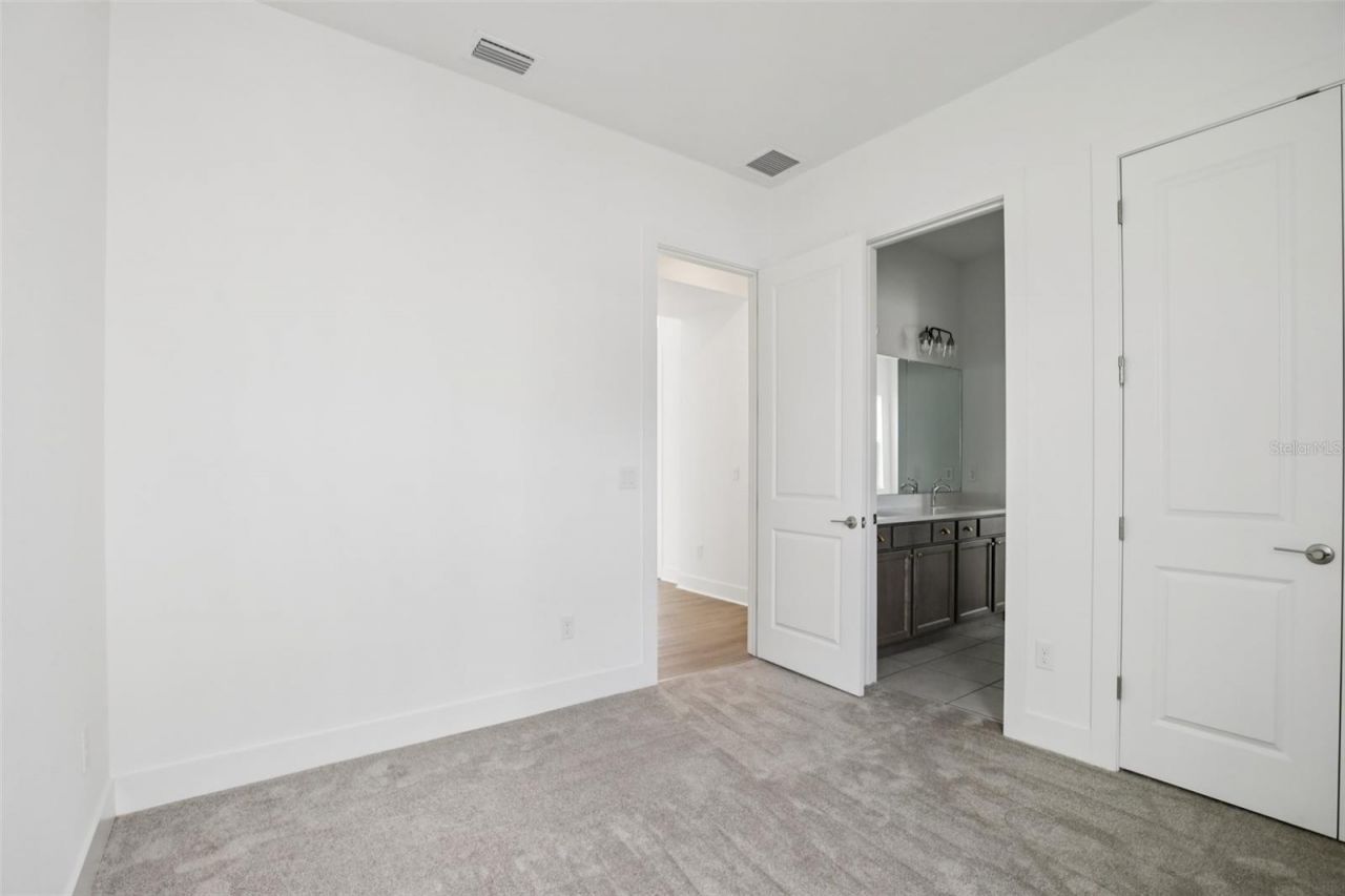 8218 Golden Beach Court, Parrish, FL 34219 Photo