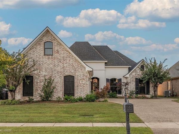 537 Chinquipin Drive, Bossier City, LA 71111