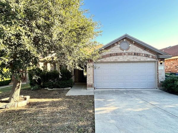 7110 PORT LAVACA, San Antonio, TX 78242