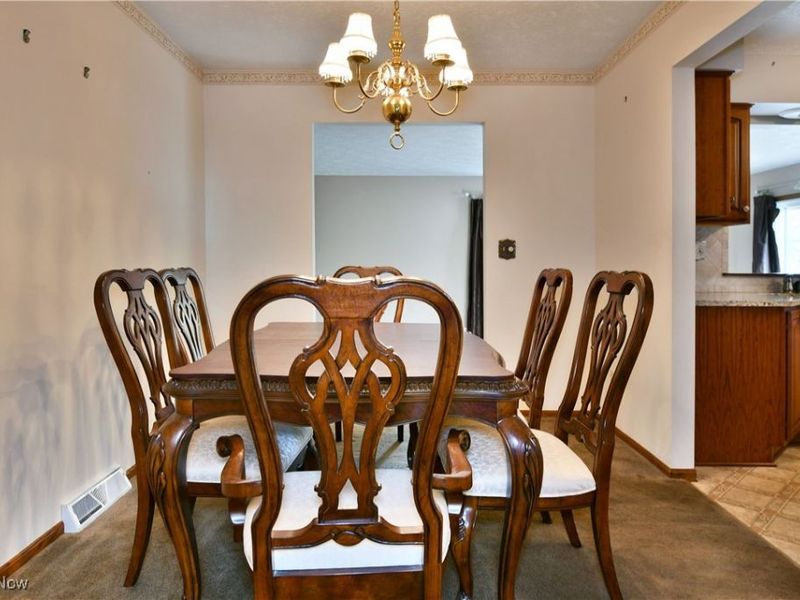 1760 Dumont Drive, Mineral Ridge, OH 44440 Photo 10