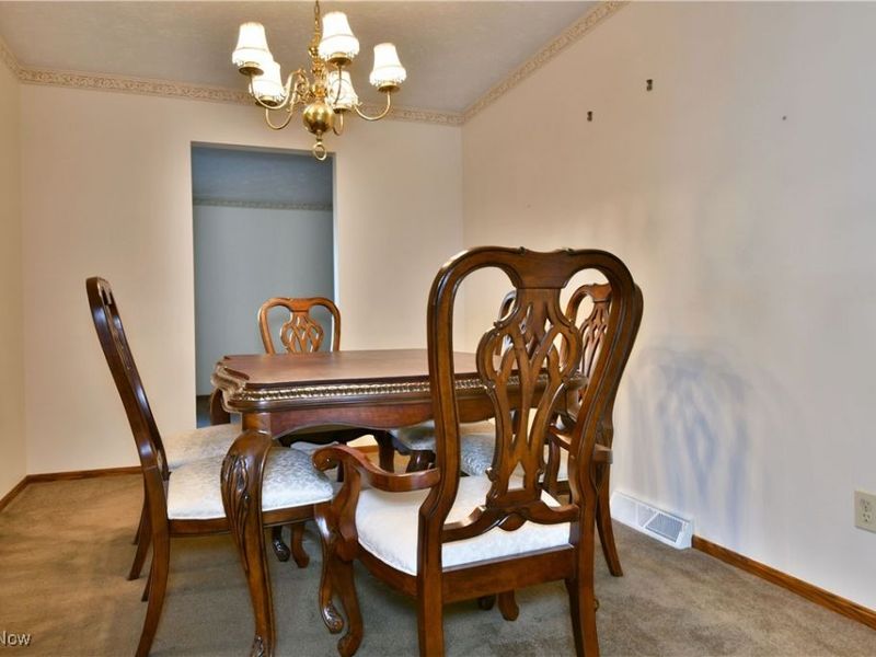 1760 Dumont Drive, Mineral Ridge, OH 44440 Photo 11