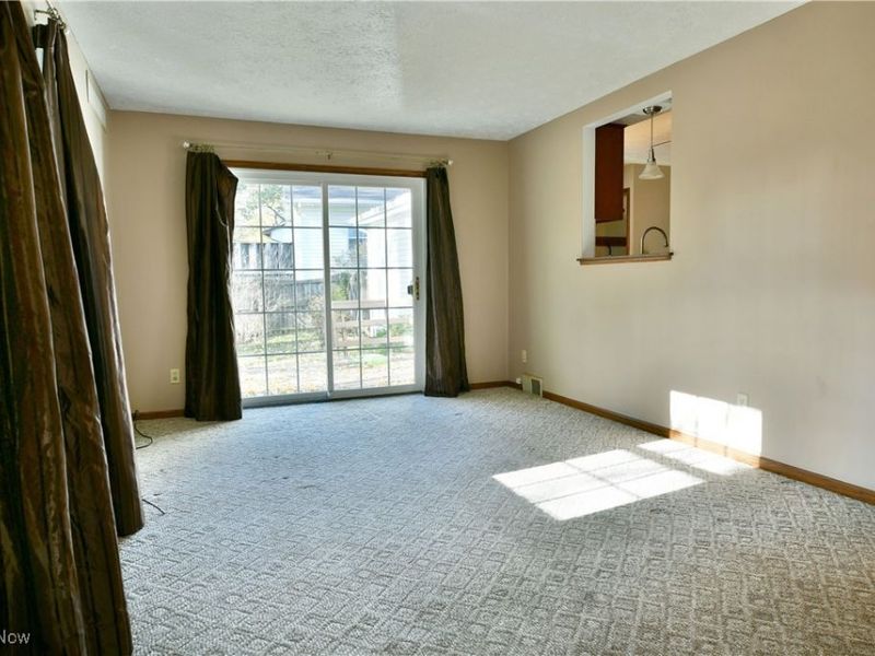 1760 Dumont Drive, Mineral Ridge, OH 44440 Photo 18