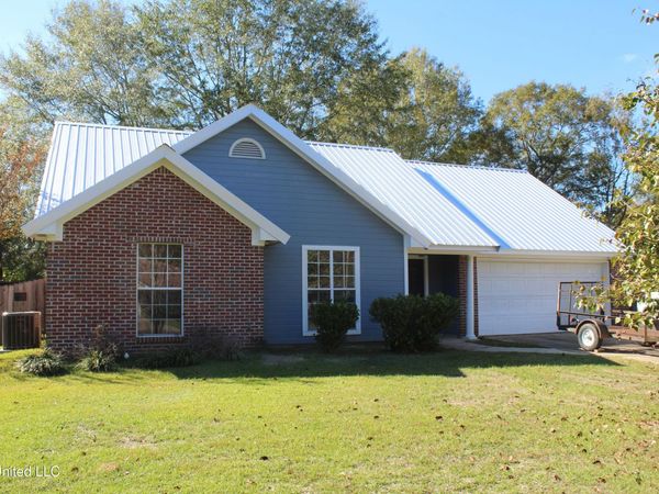 115 Dogwood Hill Drive, Florence, MS 39073