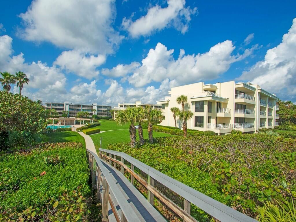 5554 Highway A1a, Unit 102, Indian River Shores, FL 32963 Photo