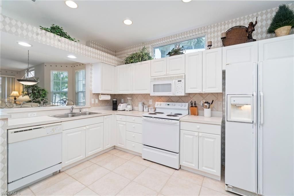 3412 Pointe Creek Ct, Unit 102, Bonita Springs, FL 34134 Photo