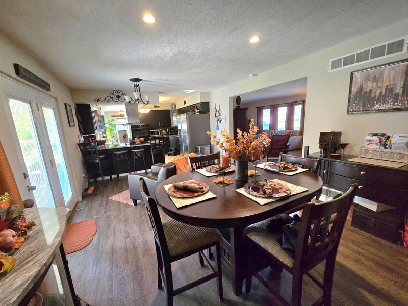 3715 Montclair Drive, Columbus, OH 43219 Photo 13