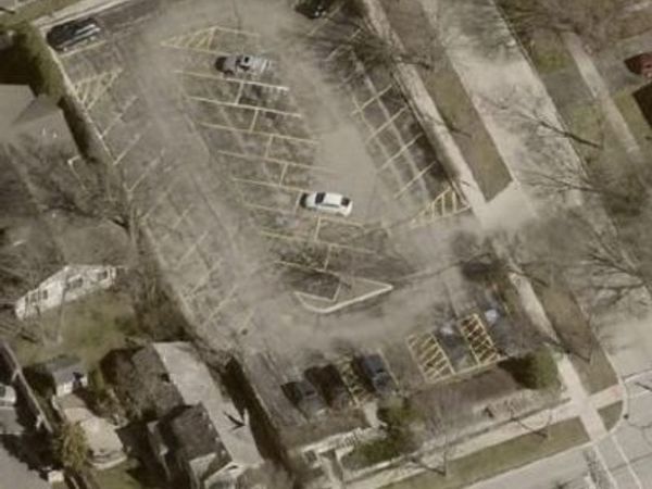 107 N 3rd Avenue, St. Charles, IL 60174