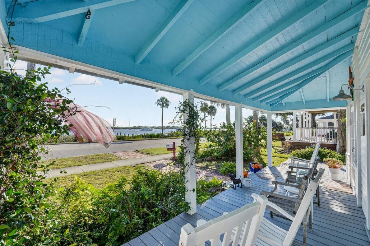 500 S Riverside Drive, New Smyrna Beach, FL 32168 Photo