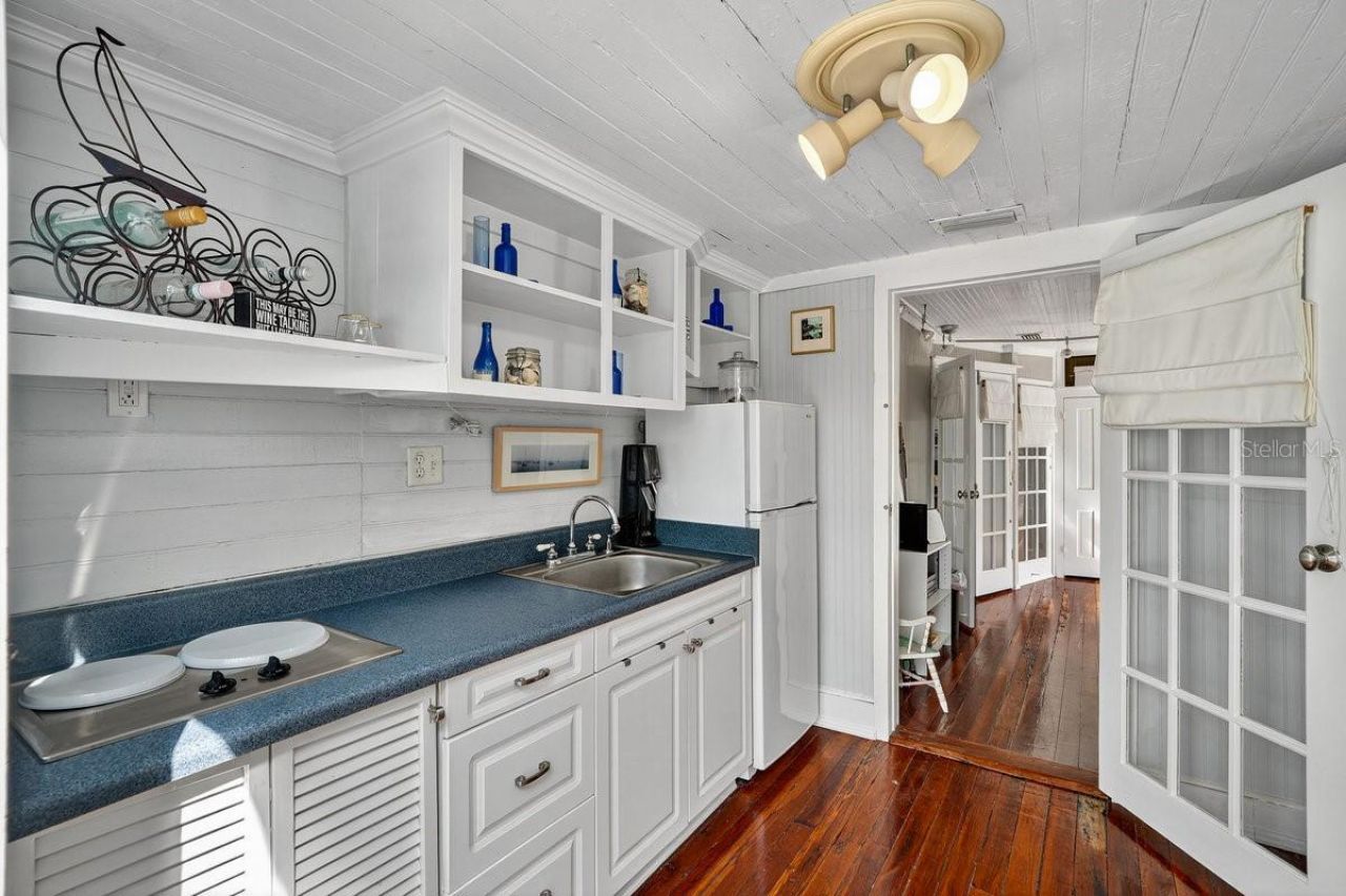 500 S Riverside Drive, New Smyrna Beach, FL 32168 Photo