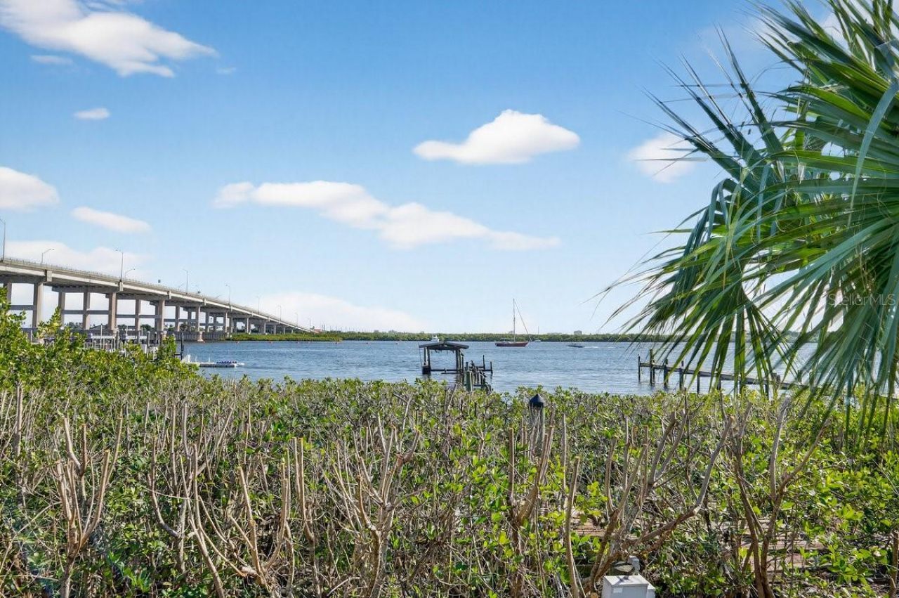 500 S Riverside Drive, New Smyrna Beach, FL 32168 Photo