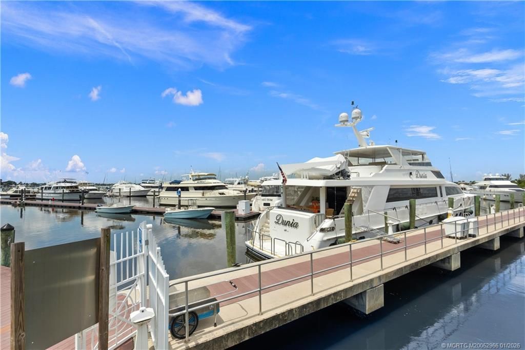 2950 SE Ocean Boulevard, Unit 5-2, Stuart, FL 34996 Photo