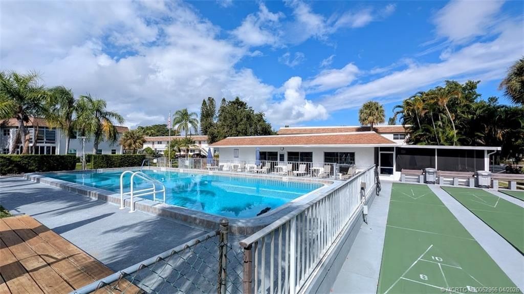 2950 SE Ocean Boulevard, Unit 5-2, Stuart, FL 34996 Photo