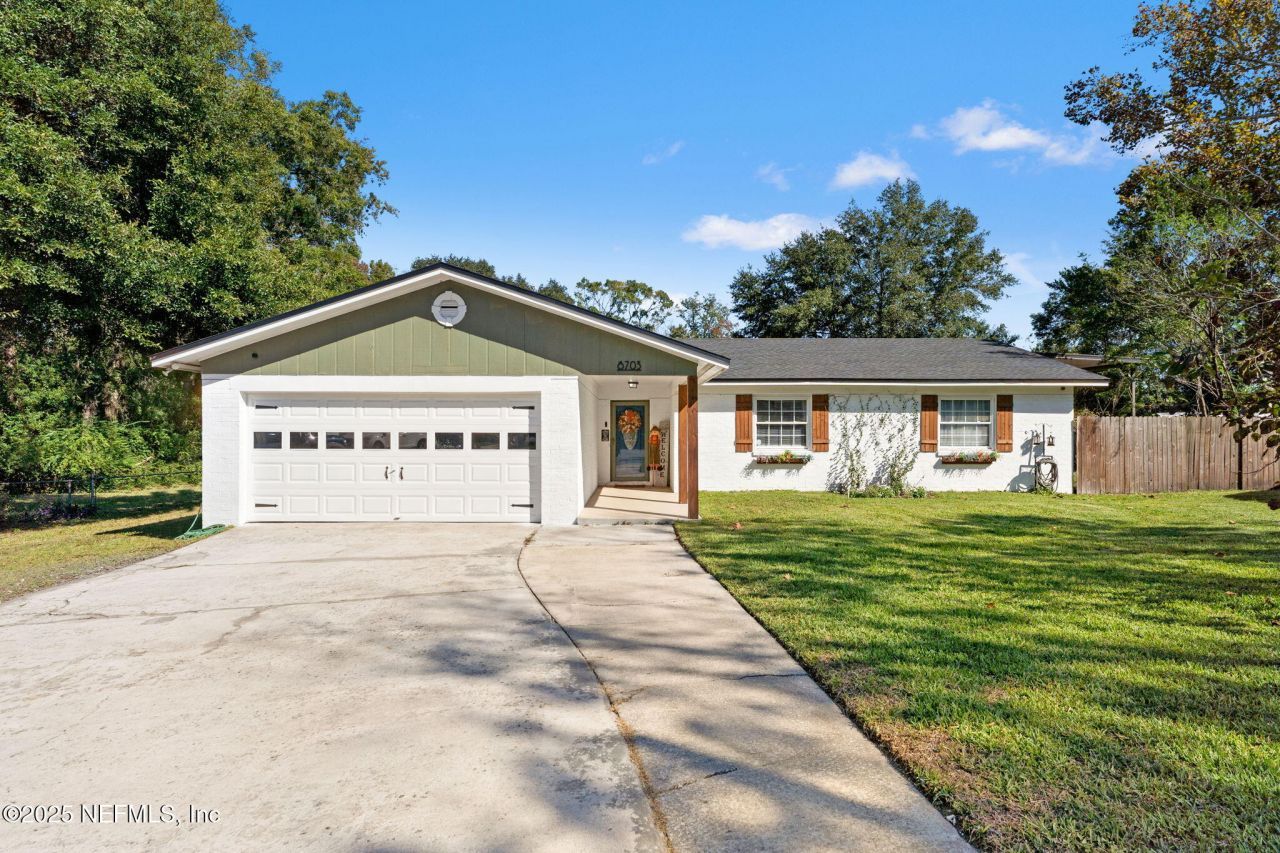 8703 Pinon Drive, Jacksonville, FL 32221 Main Photo