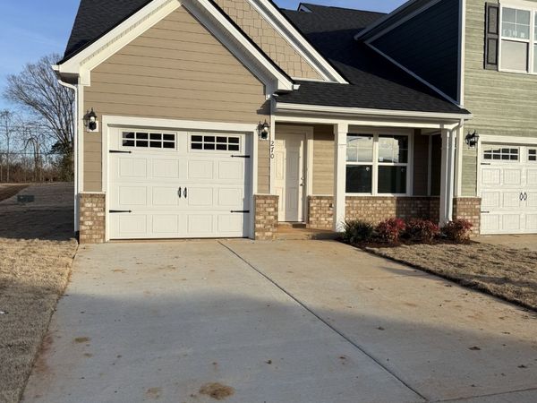 270 Selesia Lane, Pleasant View, TN 37146