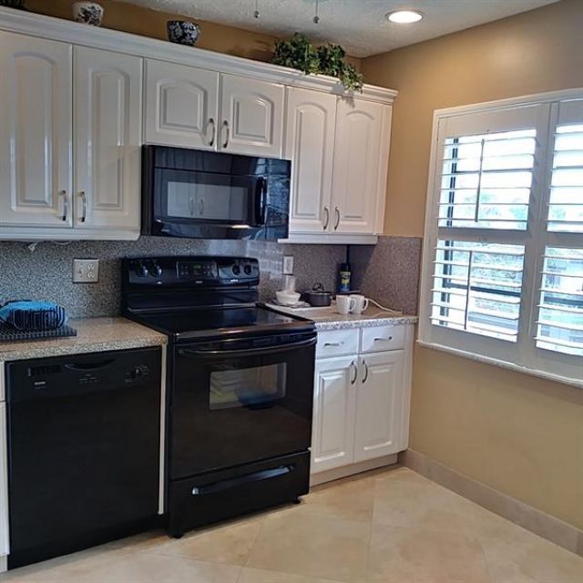 8045 Eastlake Drive, Unit 1-G, Boca Raton, FL 33433 Photo